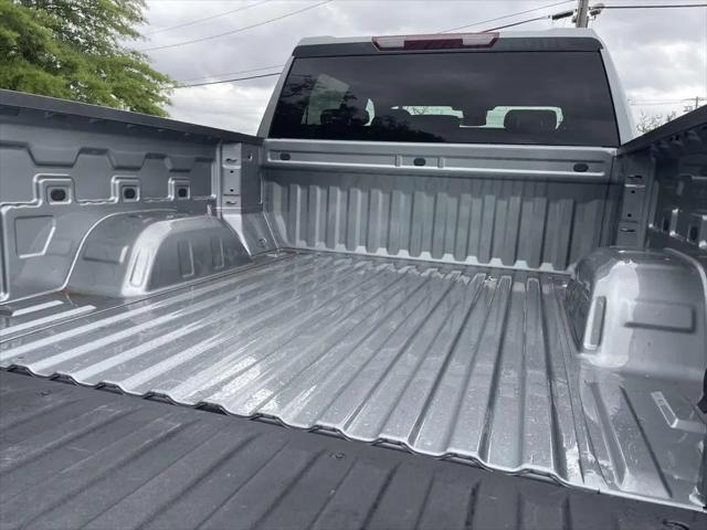 2026 Chevrolet Silverado 1500 4WD Crew Cab Standard Bed LT