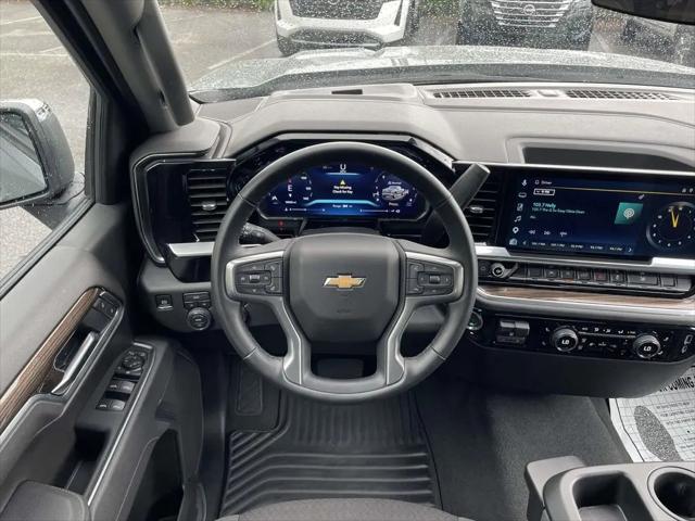 2026 Chevrolet Silverado 1500 4WD Crew Cab Standard Bed LT