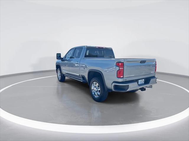 2026 Chevrolet Silverado 2500HD Crew Cab, Standard Bed, High Country, 4WD