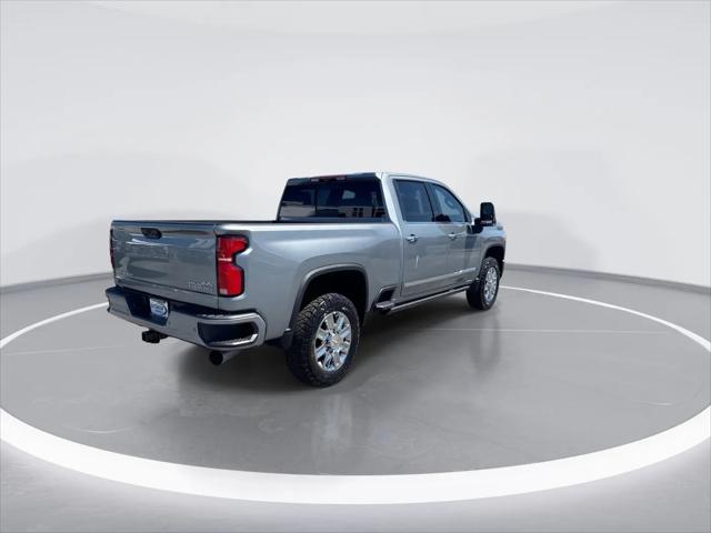 2026 Chevrolet Silverado 2500HD Crew Cab, Standard Bed, High Country, 4WD