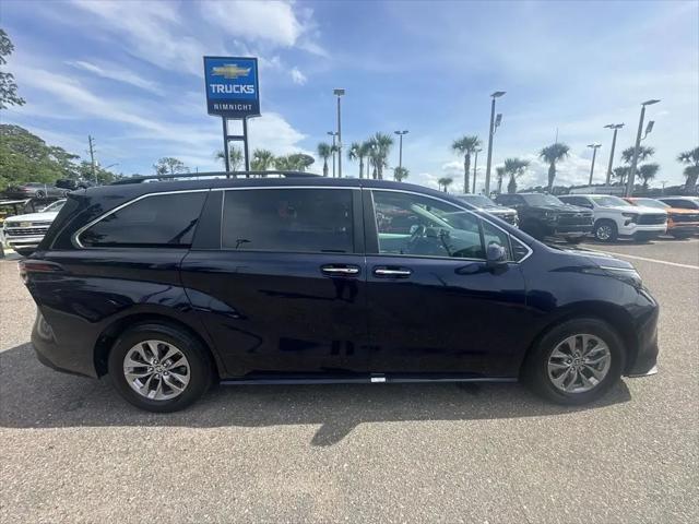 2025 Toyota Sienna XLE