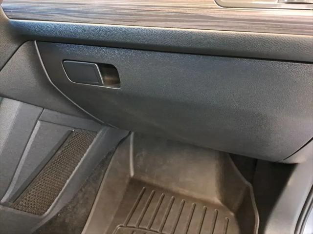 2022 Volkswagen Tiguan 2.0T SEL R-Line