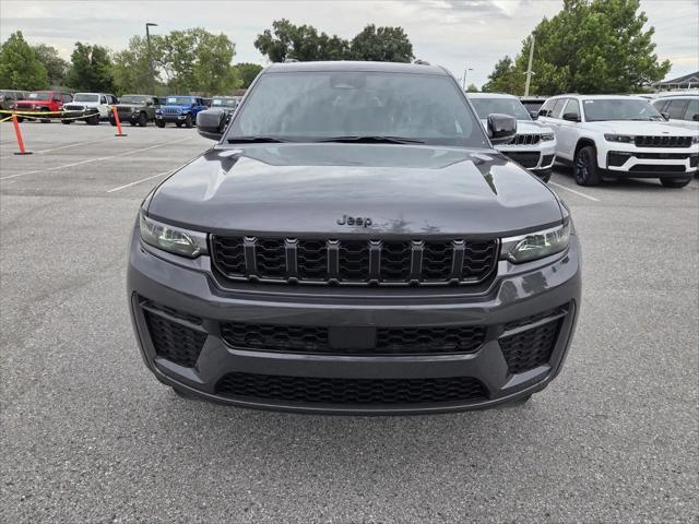2026 Jeep Grand Cherokee L Altitude 4x2