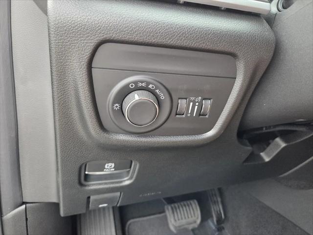 2026 Jeep Grand Cherokee L Altitude 4x2