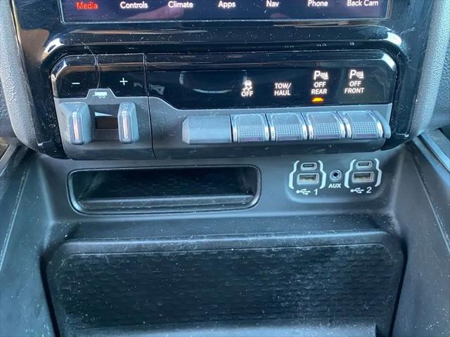 2021 Ram 1500 Big Horn Crew Cab 4x2 5'7" Box