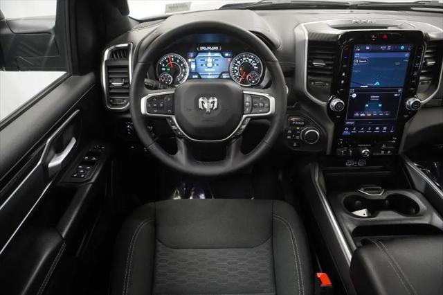 2025 Ram 1500 Big Horn Crew Cab 4x4 5'7" Box