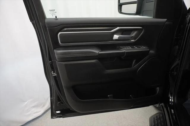 2025 Ram 1500 Big Horn Crew Cab 4x4 5'7" Box