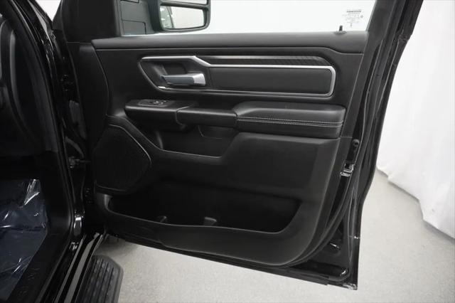 2025 Ram 1500 Big Horn Crew Cab 4x4 5'7" Box