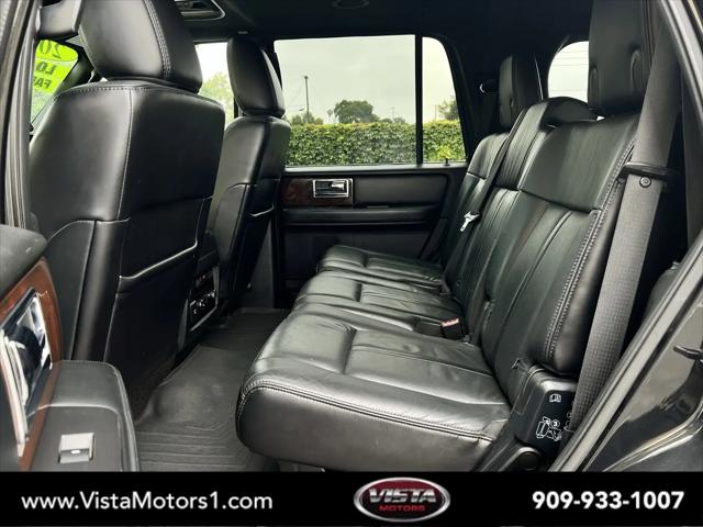 2015 Lincoln Navigator Standard