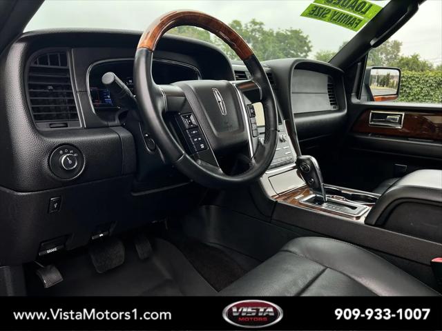 2015 Lincoln Navigator Standard