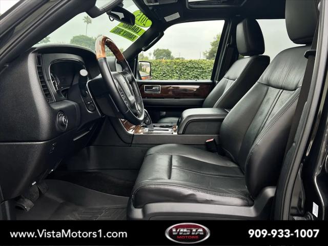 2015 Lincoln Navigator Standard