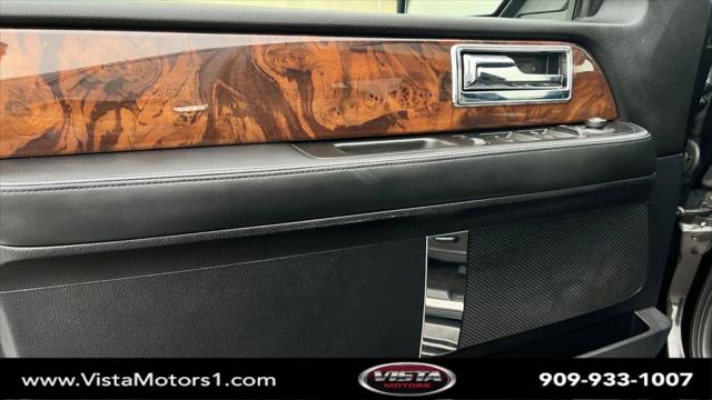 2015 Lincoln Navigator Standard