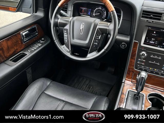 2015 Lincoln Navigator Standard
