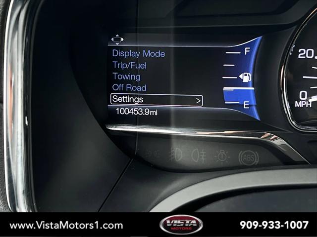 2015 Lincoln Navigator Standard