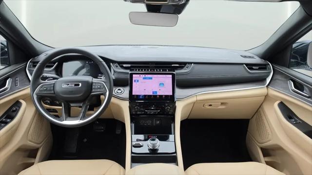 2025 Jeep Grand Cherokee L Limited 4x4
