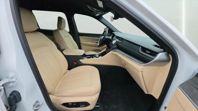 2025 Jeep Grand Cherokee L Limited 4x4