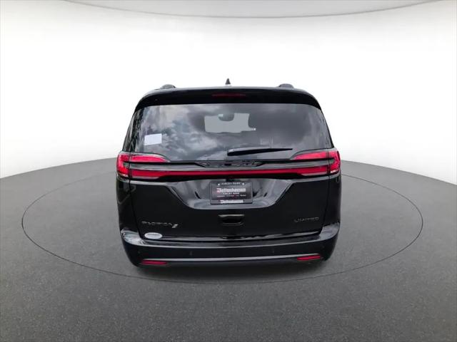 2027 Chrysler Pacifica Limited