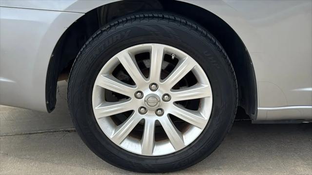 2013 Chrysler 200 Touring