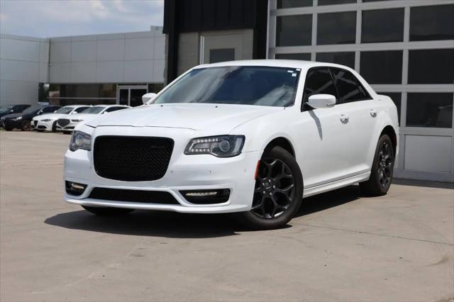 2022 Chrysler 300 Touring-L AWD