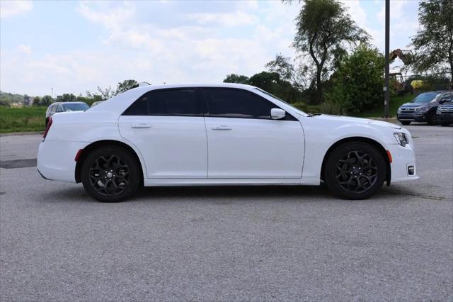 2022 Chrysler 300 Touring-L AWD