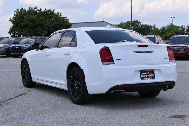 2022 Chrysler 300 Touring-L AWD