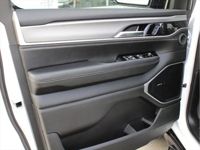 2026 Jeep Grand Wagoneer 4x4