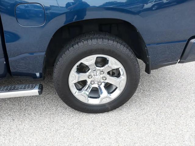 2022 Ram 1500 Big Horn Crew Cab 4x4 5'7" Box
