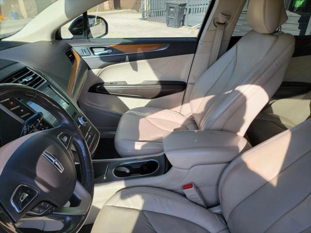 2017 Lincoln MKC Select