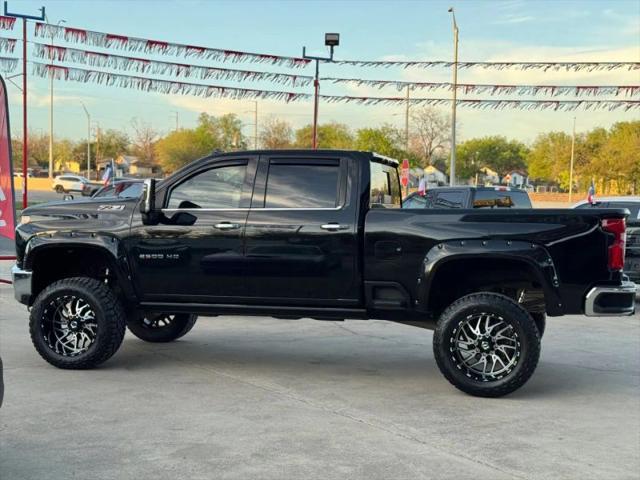2022 Chevrolet Silverado 2500HD 4WD Crew Cab Standard Bed LTZ