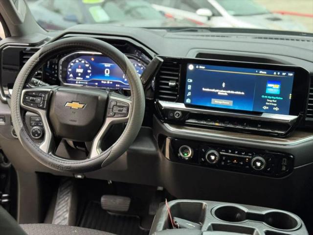 2022 Chevrolet Silverado 1500 4WD Crew Cab Standard Bed LT