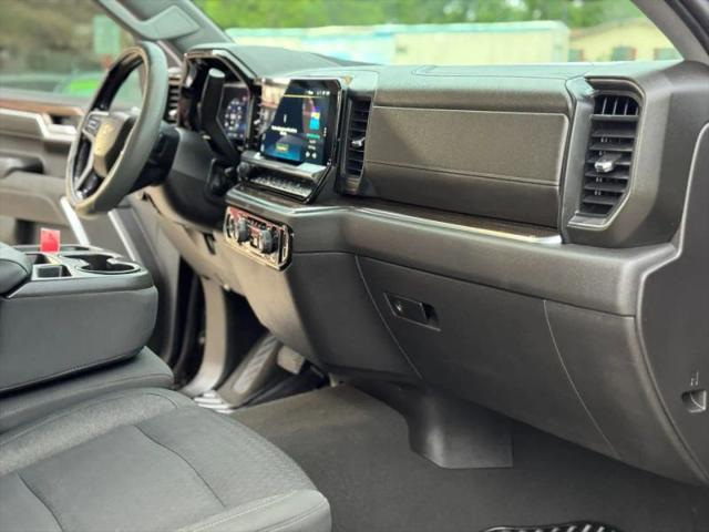 2022 Chevrolet Silverado 1500 4WD Crew Cab Standard Bed LT