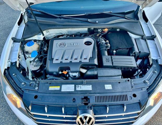 2013 Volkswagen Passat 2.0L TDI SE
