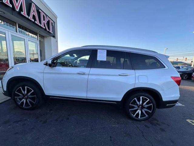 2021 Honda Pilot AWD Touring 8 Passenger