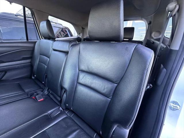 2021 Honda Pilot AWD Touring 8 Passenger
