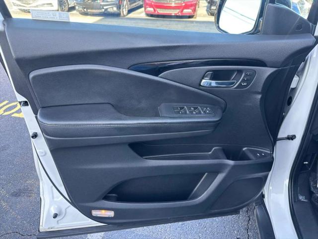 2021 Honda Pilot AWD Touring 8 Passenger