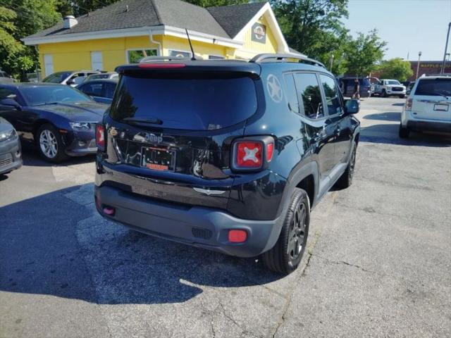 2017 Jeep Renegade Deserthawk 4x4