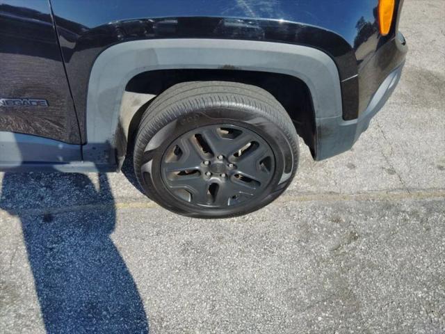 2017 Jeep Renegade Deserthawk 4x4