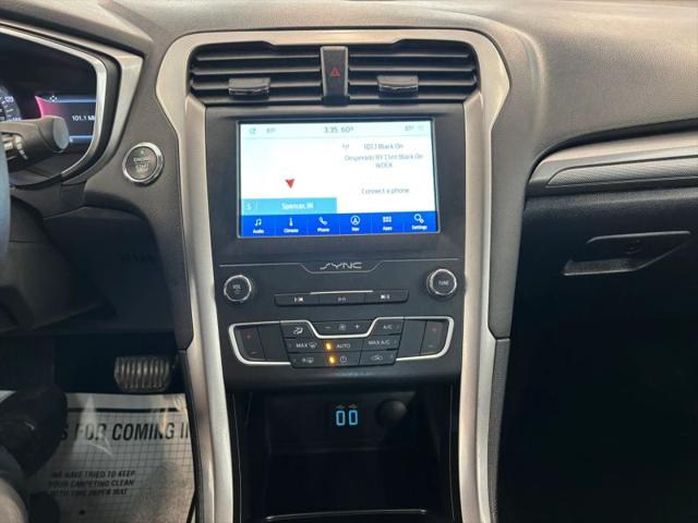 2020 Ford Fusion SE