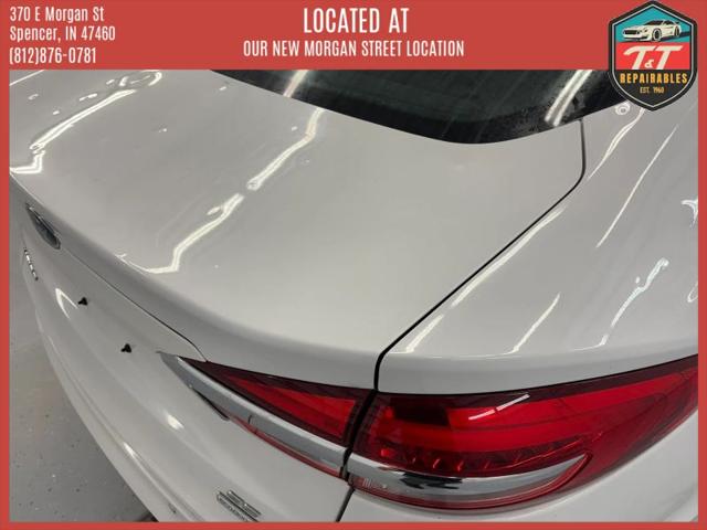 2020 Ford Fusion SE