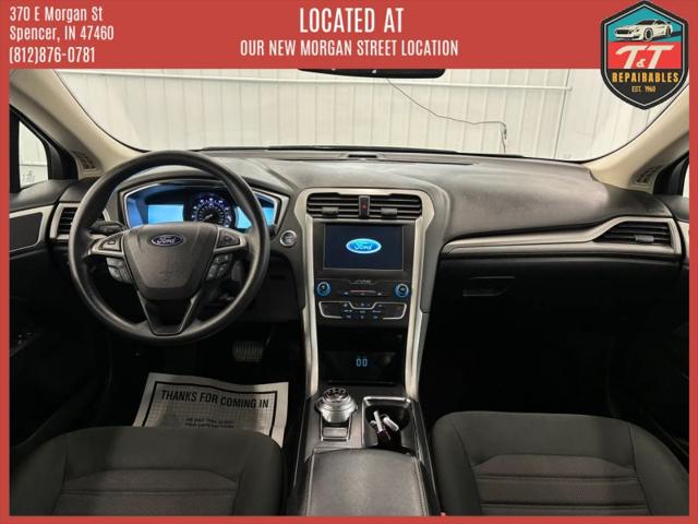 2020 Ford Fusion SE
