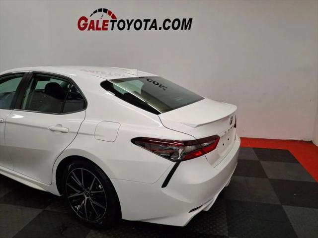 2023 Toyota Camry SE AWD