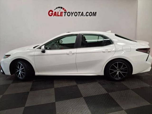2023 Toyota Camry SE AWD