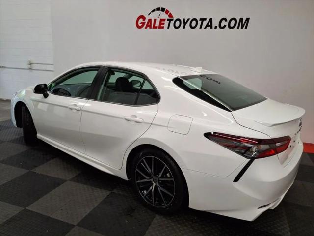2023 Toyota Camry SE AWD