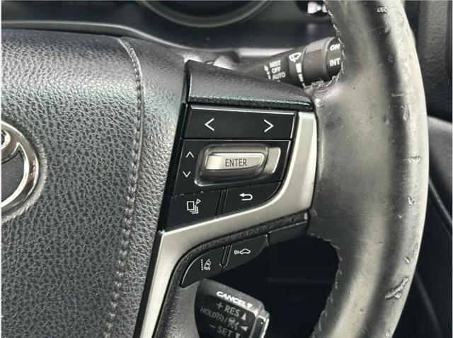 2016 Toyota Land Cruiser V8