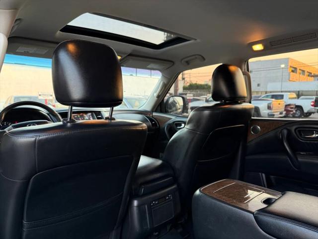2017 INFINITI QX80 Base