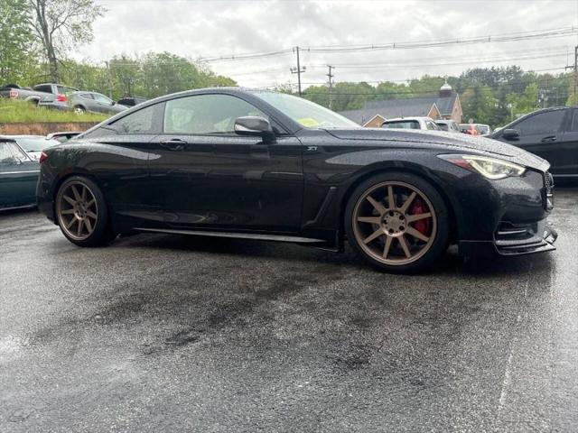 2017 INFINITI Q60 3.0t Red Sport 400