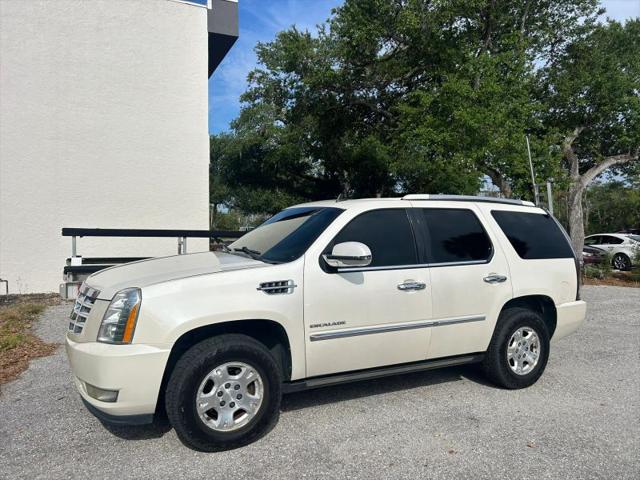 2011 Cadillac Escalade Premium