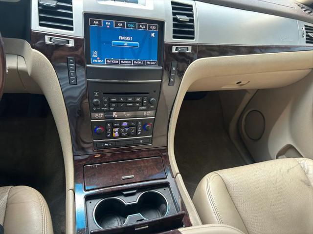 2011 Cadillac Escalade Premium