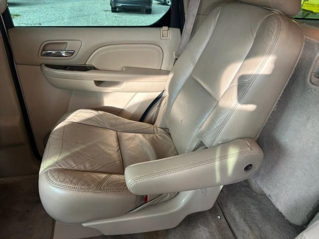 2011 Cadillac Escalade Premium
