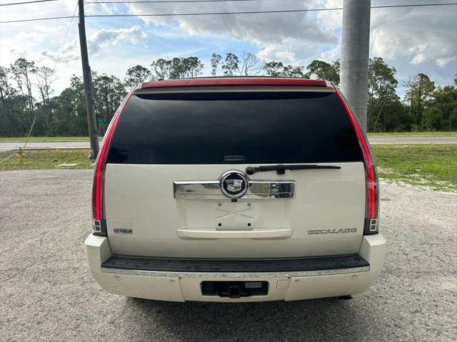 2011 Cadillac Escalade Premium